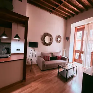 https://wonderful-apartment-in-malaga-oldtown-calle-carreteria.es-andalucia.com